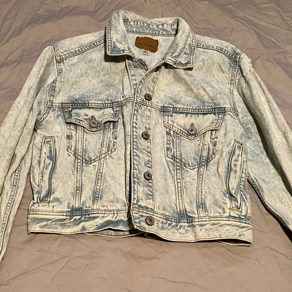 American Eagle Cropped Distressed Jean Jacket